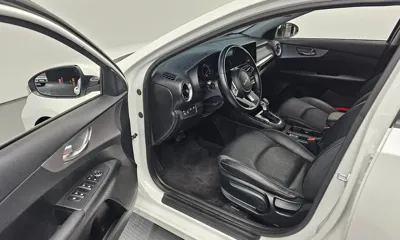 Kia K3 2022, 73983 км, за 10076.05 USD - фото 10