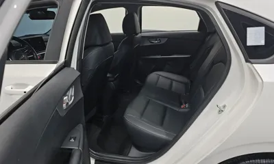 Kia K3 2022, 73983 км, за 10076.05 USD - фото 11