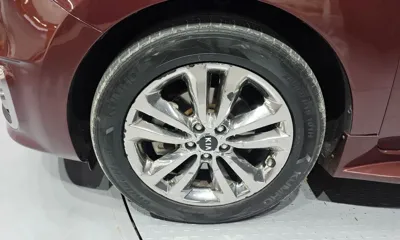 Kia Canival 2015, 168388 км, за 4923.2 USD