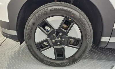 Hyundai Santafe 2024, 29506 км, за 22450.31 USD
