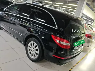 Mercedes-Benz R-Class 2017, 137400 км, за 11967.05 USD