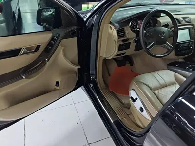 Mercedes-Benz R-Class 2017, 137400 км, за 11967.05 USD - фото 16