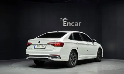 Volkswagen Jetta 2023, 22086 км, за 14506.91 USD