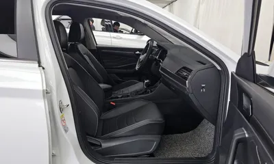 Volkswagen Jetta 2023, 22086 км, за 14496.52 USD - фото 11