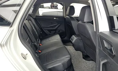 Volkswagen Jetta 2023, 22086 км, за 14496.52 USD - фото 12
