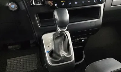 Hyundai Staria 2025, 11931 км, за 19385.91 USD - фото 9