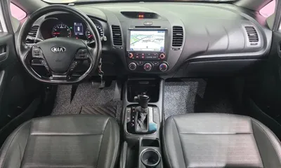 Kia K3 2018, 54656 км, за 5785.61 USD - фото 7