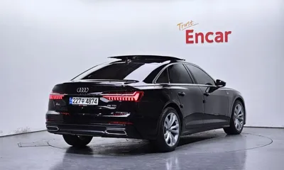 Audi A6 2020, 33082 км, за 18708.15 USD