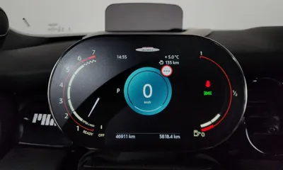 MINI Cooper 2023, 46911 км, за 19491.24 USD - фото 8