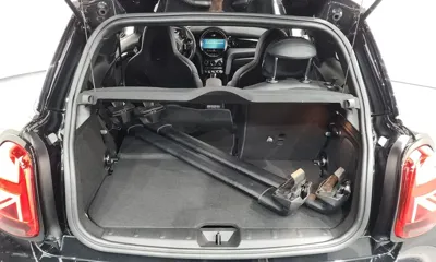 MINI Cooper 2023, 46911 км, за 19491.24 USD - фото 20