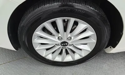Kia K7 2017, 147051 км, за 7619.55 USD