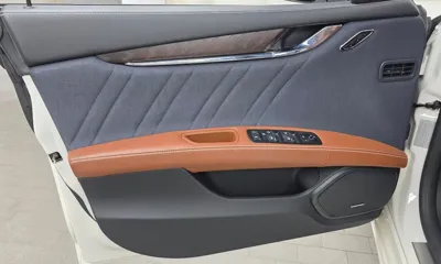 Maserati Quattroporte 2019, 47785 км, за 28554.55 USD - фото 24