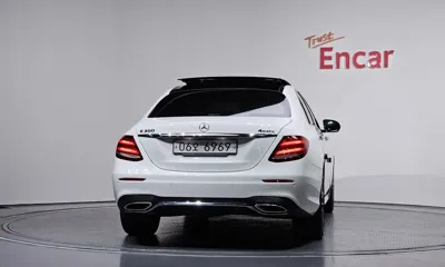 Mercedes-Benz E-Class 2018, 35390 км, за 20000.01 USD