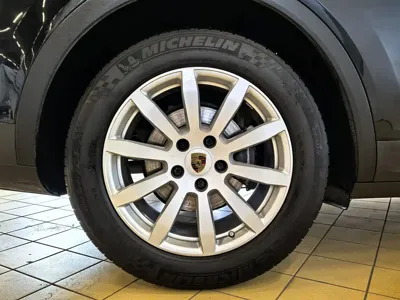 Porsche Cayenne 2019, 133000 км, за 42053.08 USD - фото 13