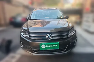Volkswagen Tiguan 2015, 97400 км, за 5640 USD - фото 2