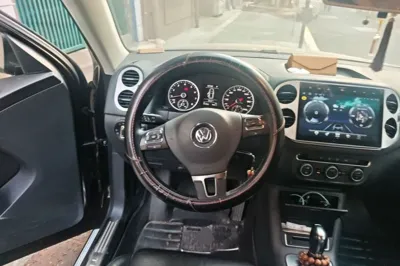 Volkswagen Tiguan 2015, 97400 км, за 5640 USD - фото 10