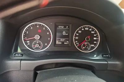 Volkswagen Tiguan 2015, 97400 км, за 5640 USD - фото 11
