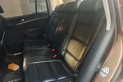 Volkswagen Tiguan 2015, 97400 км, за 5640 USD - фото 17