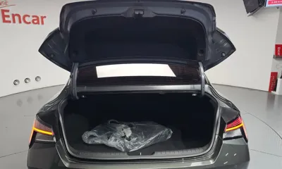Hyundai Avante 2021, 59293 км, за 12222.38 USD - фото 35