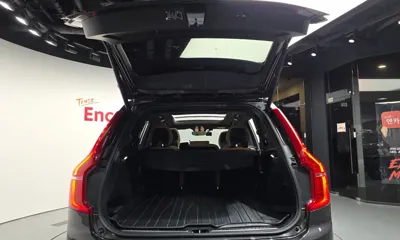 Volvo XC90 2023, 39693 км, за 38744.53 USD - фото 20