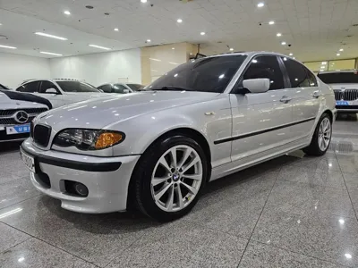 BMW 3-Series 2003, 154642 км, за 3612.72 USD