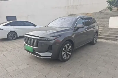 Li Auto ONE · 2021 год
