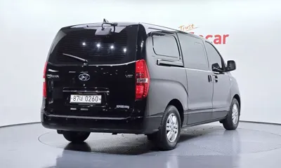 Hyundai Starex 2021, 83237 км, за 11757.75 USD