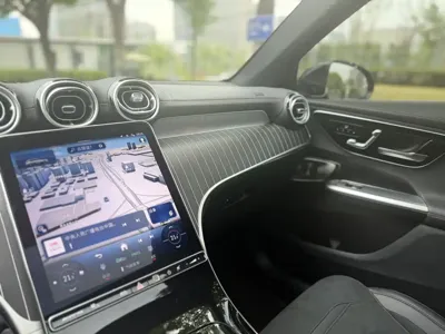 Mercedes-Benz GLC AMG 2025, 13000 км, за 61211.29 USD - фото 13