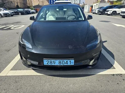 Tesla Model 3 · 2026 год