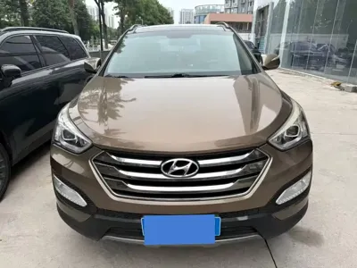 Hyundai Santa Fe 2013, 150000 км, за 2912.63 USD