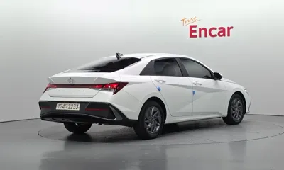 Hyundai Avante 2024, 50946 км, за 12913.9 USD