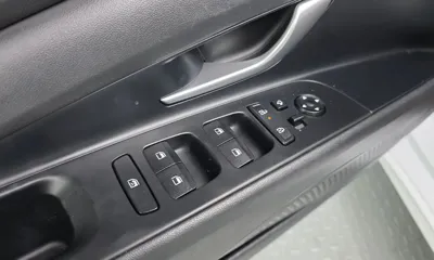 Hyundai Avante 2024, 50946 км, за 12913.9 USD - фото 12