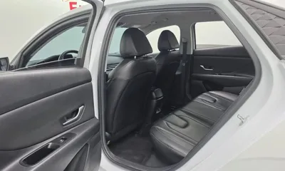 Hyundai Avante 2024, 50946 км, за 12913.9 USD - фото 18