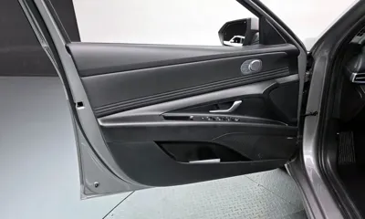 Hyundai Avante 2023, 17719 км, за 17876.87 USD - фото 24