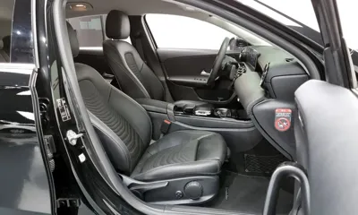 Mercedes-Benz A-Class 2019, 76116 км, за 10437.18 USD - фото 11