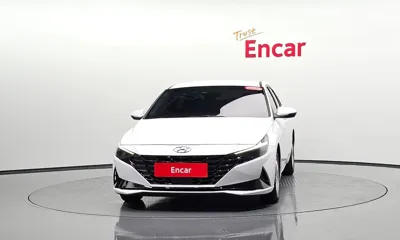 Hyundai Avante 2022, 121199 км, за 8143.33 USD