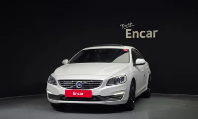 Volvo S60 2018, 185426 км, за 4955.4 USD