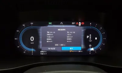 Volvo XC40 2025, 1359 км, за 33047.13 USD - фото 8
