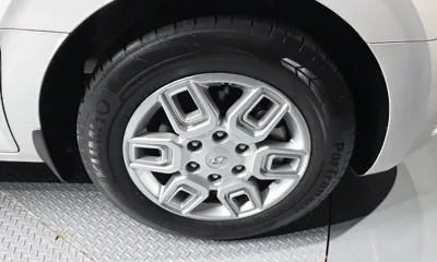 Hyundai Staria 2023, 20609 км, за 17509.08 USD