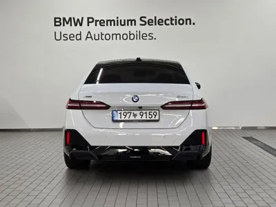 BMW 5-Series 2024, 43312 км, за 42284.71 USD