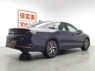 Volkswagen Magotan 2024, 16000 км, за 22924.81 USD