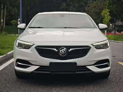 Buick Regal 2018, 61000 км, за 5414.84 USD