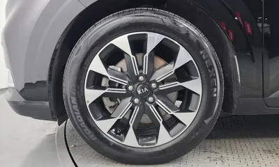 Kia Canival 2021, 82340 км, за 17329.66 USD
