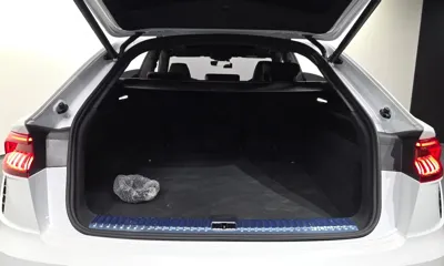 Audi RSQ8 2022, 29824 км, за 66955.5 USD - фото 21