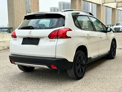 Peugeot 2008 2015, 89000 км, за 1368.43 USD