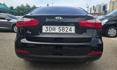 Kia K3 2015, 99764 км, за 3171.46 USD