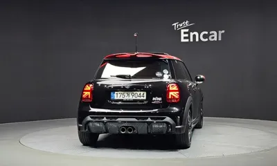 MINI Cooper 2022, 49341 км, за 13586.42 USD