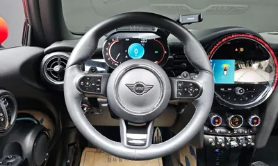 MINI Cooper 2022, 49341 км, за 13586.42 USD - фото 14