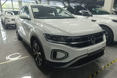 Volkswagen T-Roc 2025, 200 км, за 16530 USD