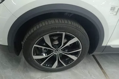 Volkswagen T-Roc 2025, 200 км, за 16530 USD - фото 10